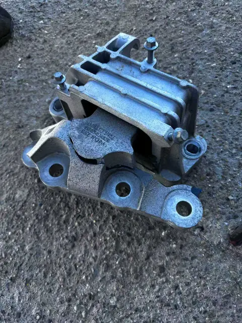 Suitable for All Shock Absorbers of All BMW Car Models - Image 2