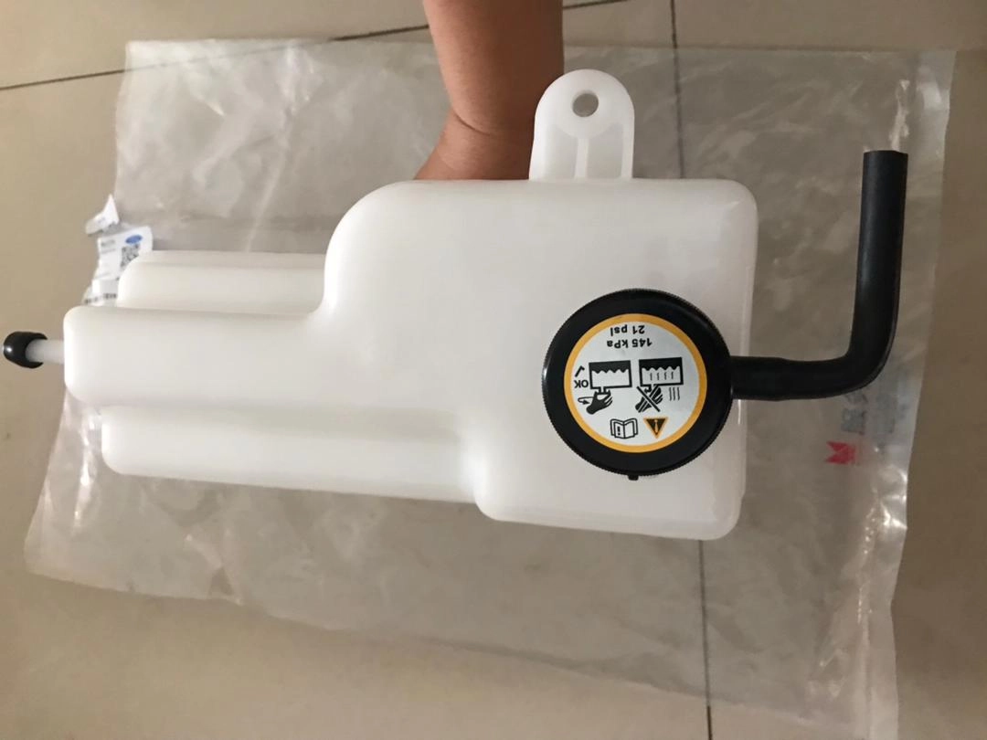 ANTIFREEZE liquid BOTTLE for Jmc Auto Parts - الصورة 3