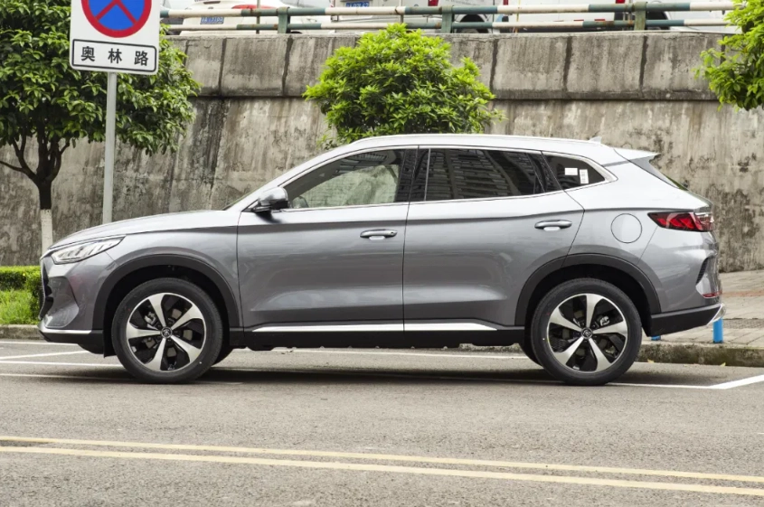 New Energy Byd Song Plus Dm-I High-End Hybrid Car SUV Auto Price Used Energy Vehicles Electric Car - الصورة 4