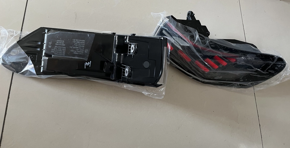 VW series complete set of plastic exterior parts, headlights, taillights, kettle, grille, bumper, decorative strip, bracket, radiator frame, fuel tank cover - Image 4